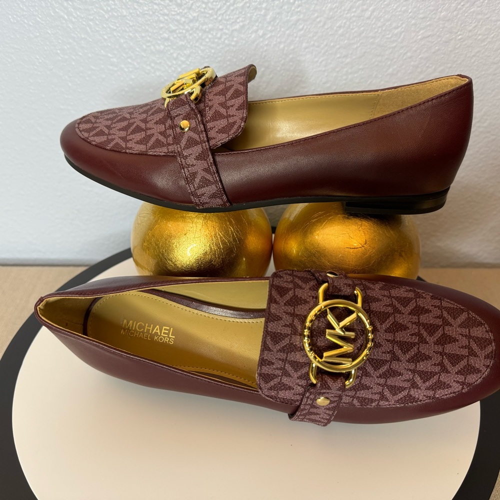 Michael Michael Kors Women’s Rory Leather Logo Loafers. New - Picture 3 of 5